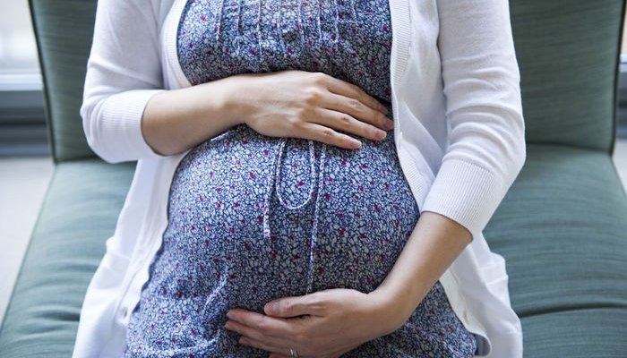 مشکل بی اختیاری ادرار و تکرر ادرار در زمان بارداری